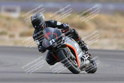 media/Dec-17-2022-SoCal Trackdays (Sat) [[224abd9271]]/Turn 16 (210pm)/